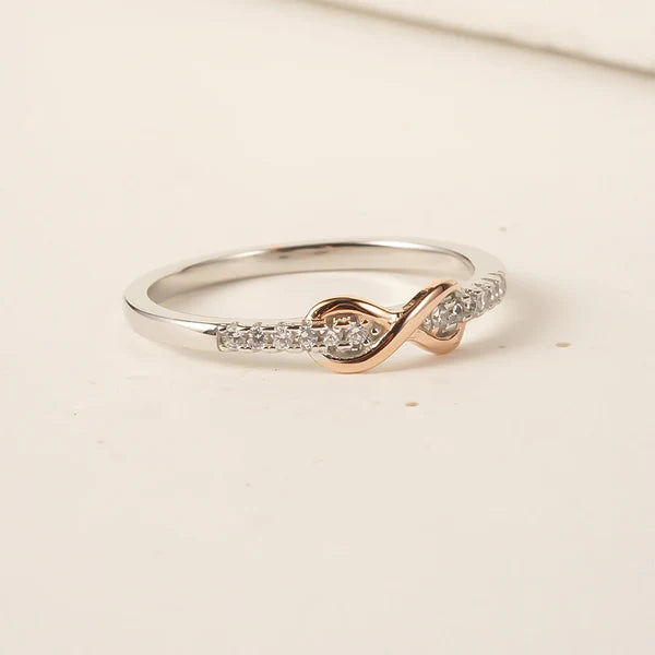 S925 GRANDMOTHER AND GRANDAUGHTER FOREVER LINKED TOGETHER INFINITY RING